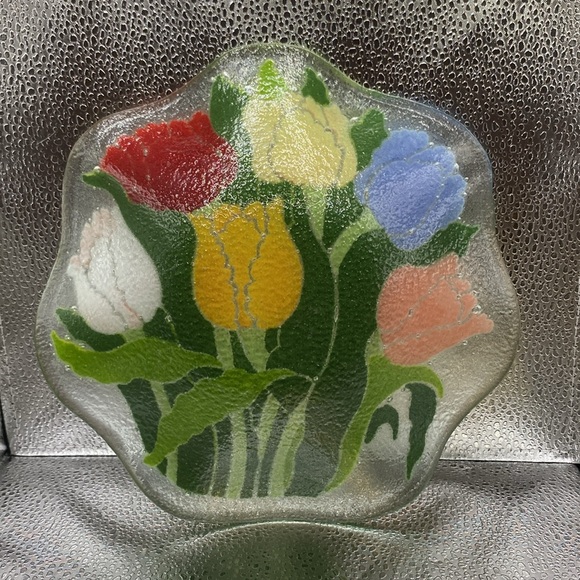 Signed Tulip Fused Glass Bowl “Peggy Karr” - Picture 6 of 6